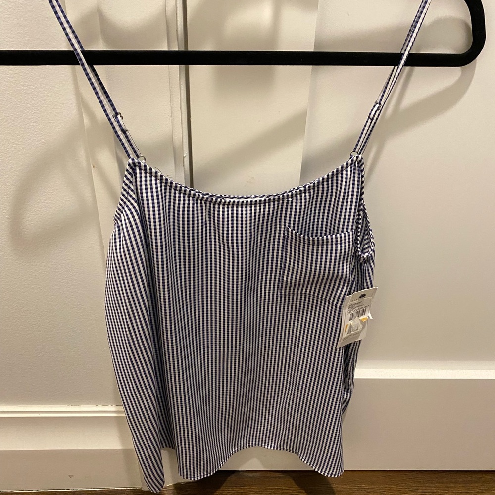 Equipment new with tag 100% silk size small